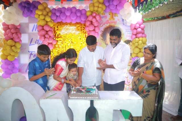 గంధం బాబీ కుమార్తె పుట్టినరోజు వేడుకల్లో మాజీ టీజీఐడీసీ చైర్మన్ మువ్వా